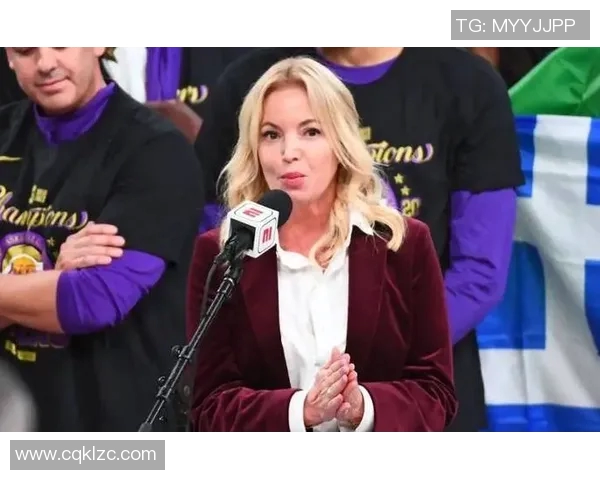 湖人女老板被起诉巴斯家族权力斗争愈演愈烈引发关注