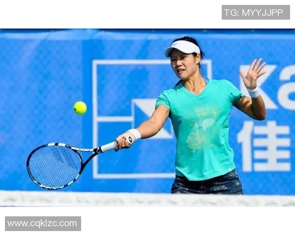 杨伊琳的成长之路：从青涩少女到璀璨明星的蜕变与奋斗故事