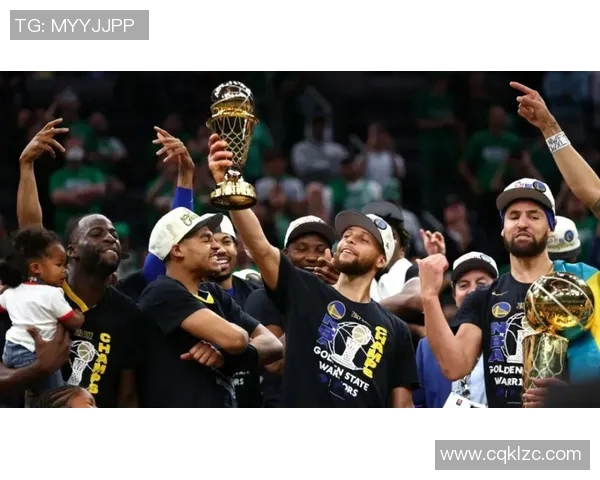 勇士主场迎战骑士巅峰对决球迷期待精彩瞬间与激烈对抗